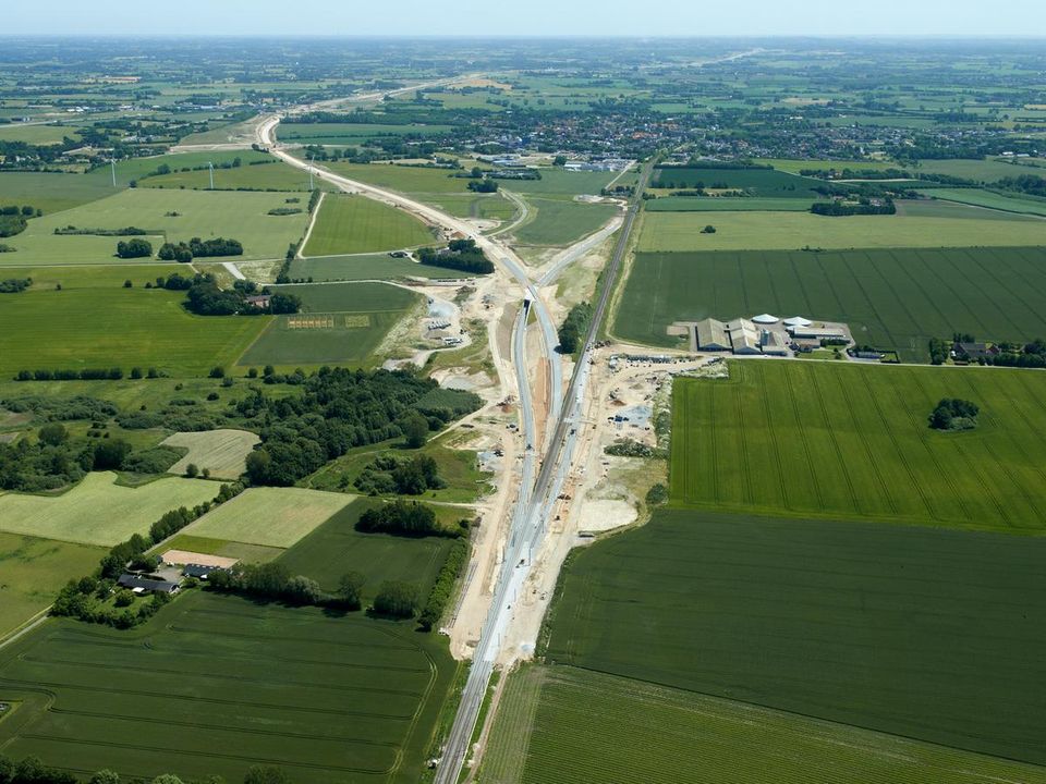 Støjende arbejde ved jernbanen nær Kauslunde og Odense i juli